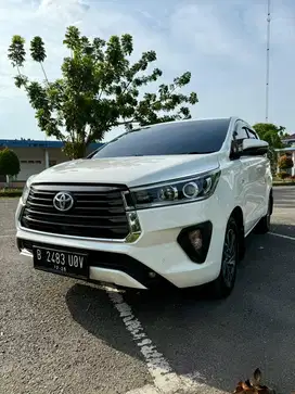 Toyota Kijang Innova Reborn 2.0 V AT Matic