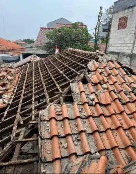 Tukang renovasi rumah