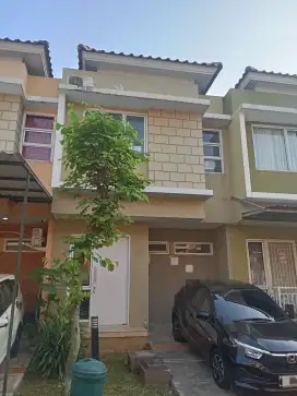 Disewakan rumah di cluster virginia village gading serpong
