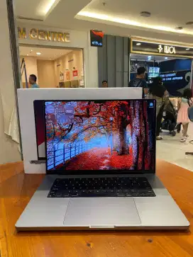 Macbook Pro 16 inch,   M1 2021 Fullset