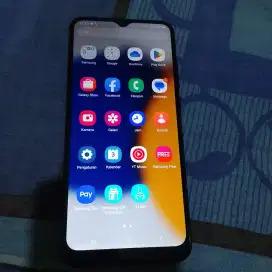 samsung a03(4+4gb ram/64gb rom)android 13 hp kabel cas aja normal net