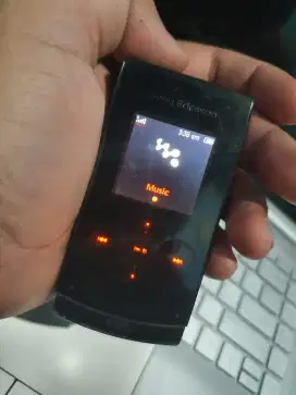 Sony Ericsson W980