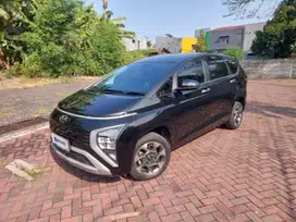 DP MURAH Hyundai Stargazer 1.5 Style Bensin Matic 2023 Hitam sQA