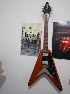 Gitar flying v gibson
