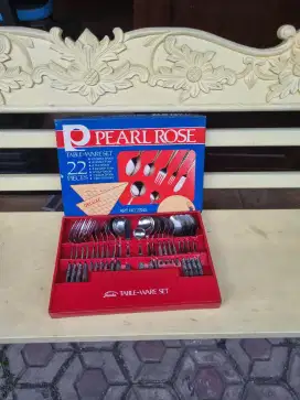 Pearl Rose Deluxe Table-Ware Set