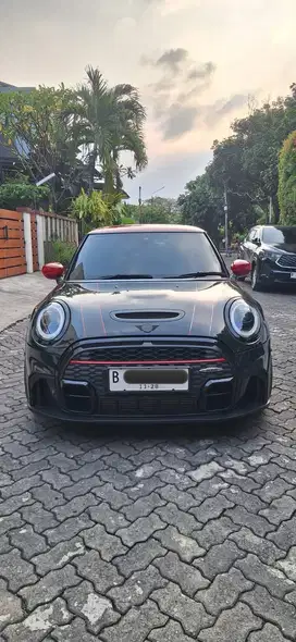 Mini Cooper Jcw 2023 seperti baru