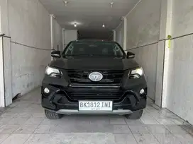 2 unit, toyota fortuner VRZ TRD 2018