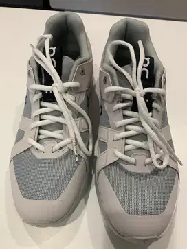 On The Roger Clubhouse Pro Tennis Padel Shoes No. 42