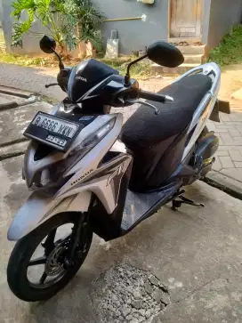 Honda Vario kzr 125cc fi 2014 irit..