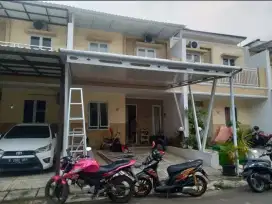 Kanopi baja ringan