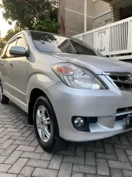 Xenia 2011 Xi Deluxe istimewa original mulus
