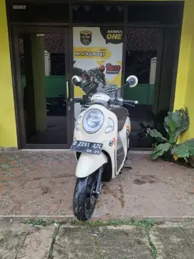 NEW SCOOPY SPORTY