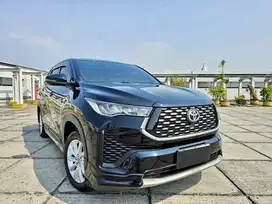 [KM 20 RIBUAN]TOYOTA INNOVA ZENIX V HYBRID MODELLISTA HITAM 2024
