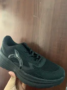 sepatu secound ortuseight