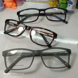 Frame Kacamata Pria dan Wanita untuk Pengguna Plus dan Minus