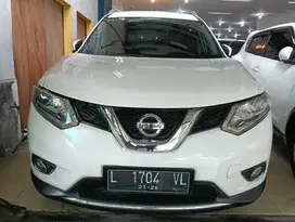 NISSAN XTRAIL 2.5 AT TAHUN 2015