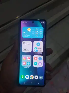 JUAL SAMSUNG GALAXY Z FOLD 4 (12/512 GB)
