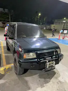 Dijual Suzuki Vitara 4x4 Tahun 1993