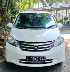 Honda Freed PSD 2012 Siap Pakai Istimewa
