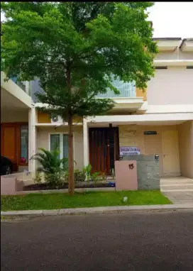 Rumah Disewakan  2 lantai di kahuripan park sidoarjo
