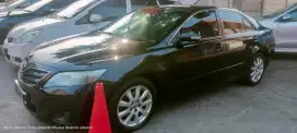Mobil bekas Toyota Camry limo premium