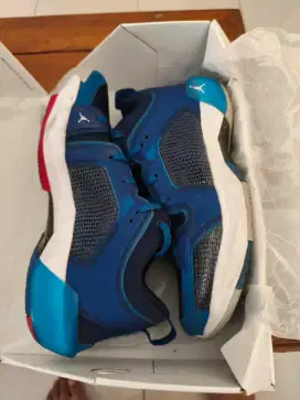 Air Jordan 37 Low Fraternity