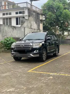 [ Upgrade Facelift ] Land Cruiser VX200 UK Version 2011
