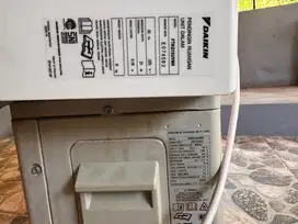 AC DAIKIN 1/2 PK / FLASH INVERTER / THAILAND / FTKQ15UVM4