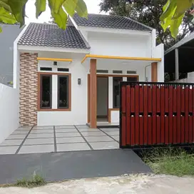 JUAL RUMAH MURAH MINIMALIS POSISI HOOK DI SENOPATI ESTATE
