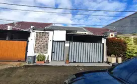 Rumah SHM Strategis 15 Mnt ke Trans Studio Cibubur Siap KPR J-34253