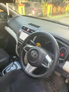 Dijual mobil rush