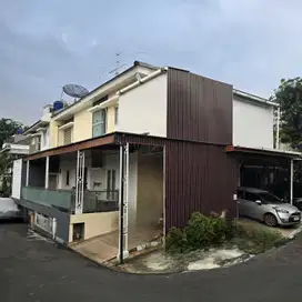 Rumah Mewah Di Nuansa Swadarma Ulujami Jaksel Dekat Toll Busway jaksel