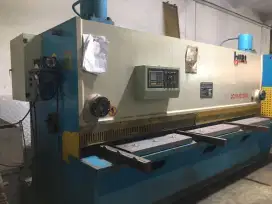 Mesin bending dan cuting