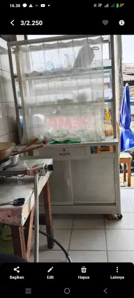 Estalase bekas jualan