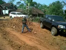 Saya seorang sopir ( Driver)  berpengalaman