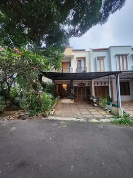 RUMAH MODERN DLM TOWN HOUSE DI AREA GANDARIA