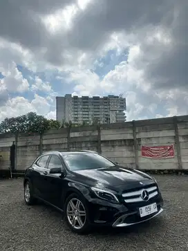 Mercedes-Benz GLA200 2014 Bensin