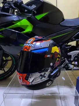 SHARK RACE R PRO GP MARTINATOR SIGNATURE