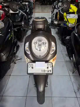 Honda Scoopy 110cc 2024 cokelat pke kunci