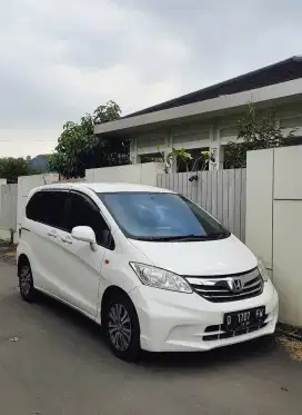 Honda Freed SD 2012 Terawat