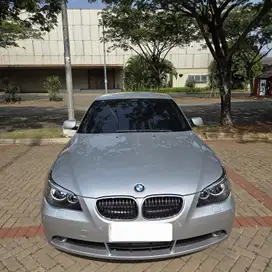 BMW 520i 2004 Bensin