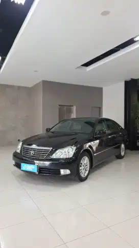 Toyota Crown Royal Saloon AT 2005