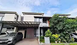 Rumah Summarecon, lokasi strategis tepi danau, akses luas & dekat to