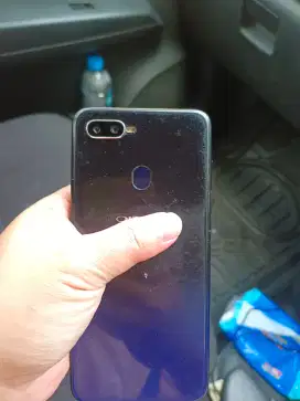 oppo f9 ram 4/64gb kondisi normal semua batangan aje