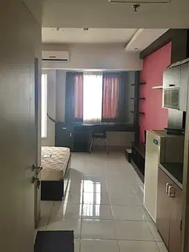 DISEWAKAN APARTEMEN BERKELEY UC TIPE STUDIO FURNISHED LT 17