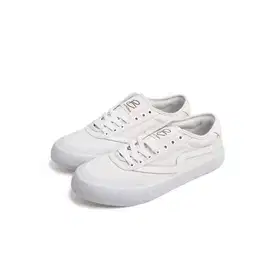 Sepatu Patrobas New Ivan Triple White Sneakers