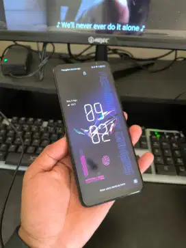 Asus rog 6 5G 8/256 gb