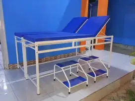 Tempat Tidur Periksa Pasien – Klinik & Bidan, Harga Terjangkau!