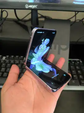 Samsung galaxy z flip 4 5G 8/256 gb