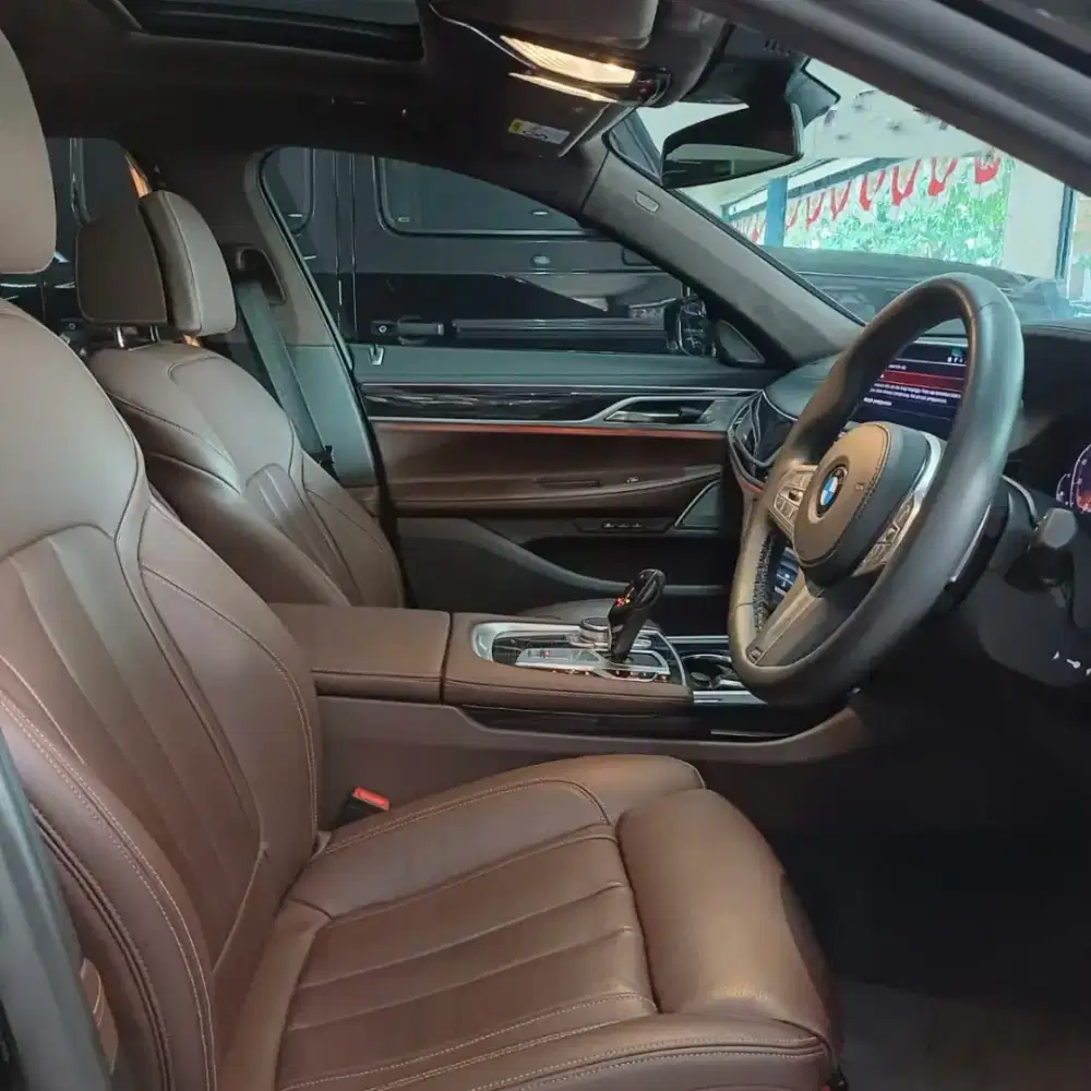Only 11k miles BMW 730Li 2022